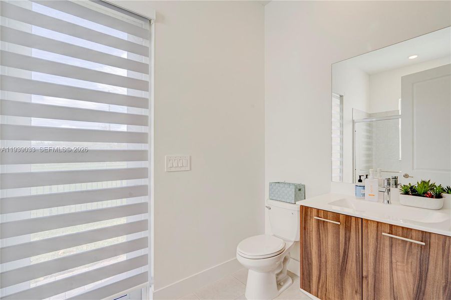 Image 37 of a home in Crescent Ridge.