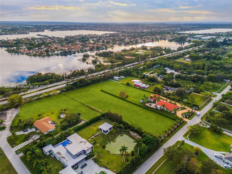 Image 14 of a home in .