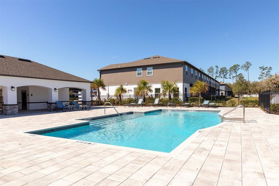 Community amenities in , Sanford (Image 20).