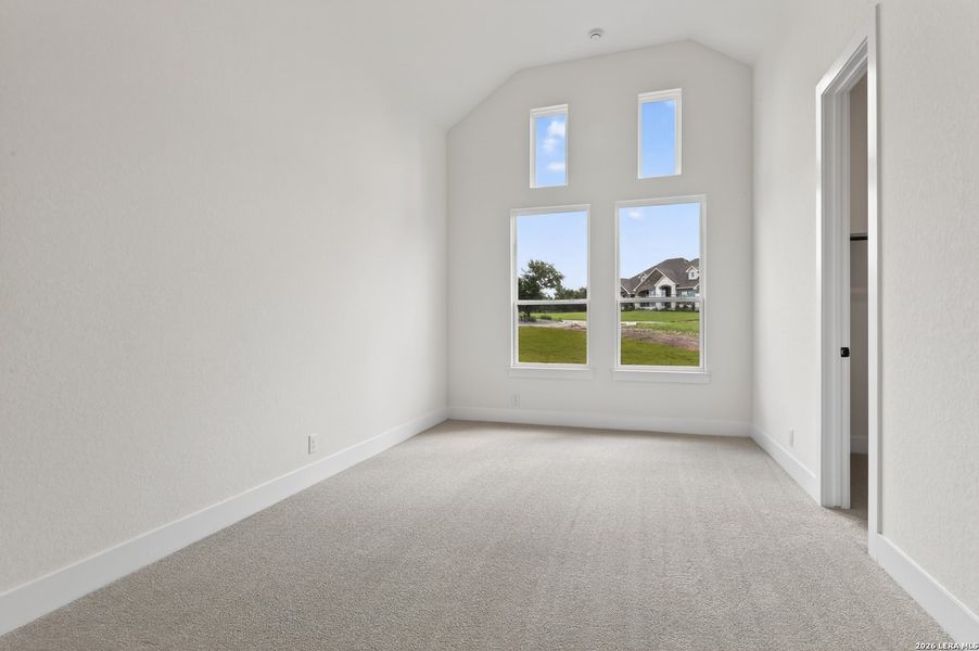 Spacious, unfurnished interior of a new home in Waldsanger, New Braunfels (Image 42).