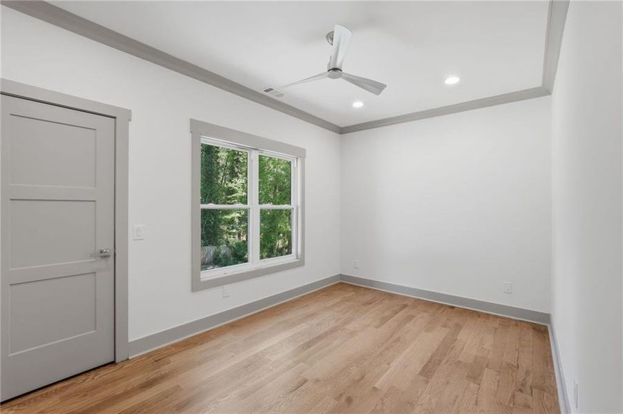 Spacious, unfurnished interior of a new home in , Roswell (Image 42).