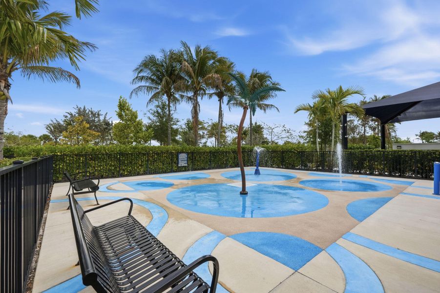 71-web-or-mls-10550_Northbrook_Cir_072