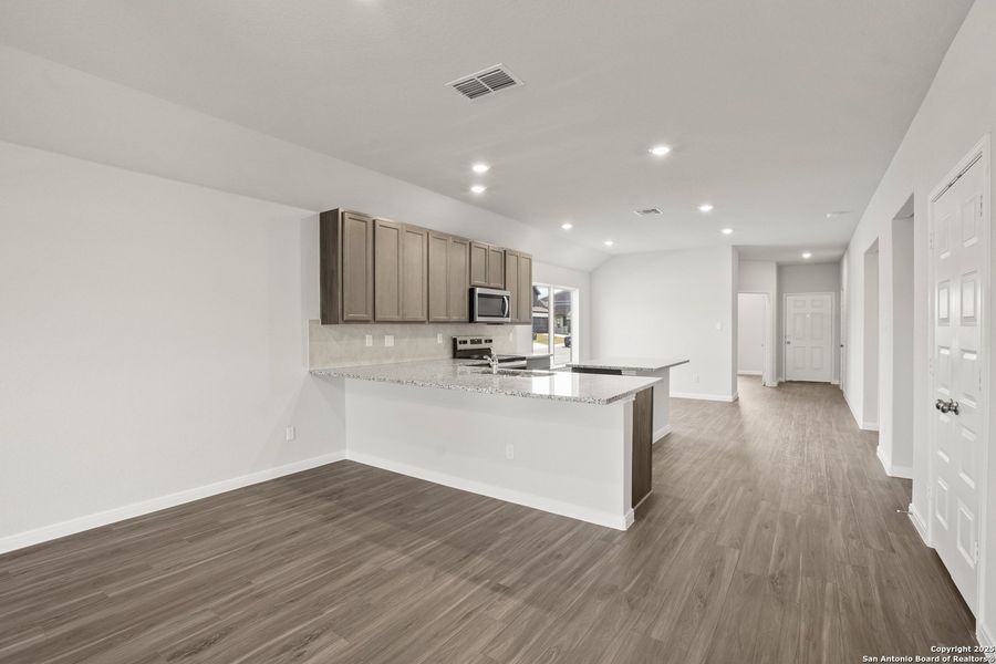 Furnished interior view inside a new home in Swenson Heights, Seguin (Image 11). Furnished interior view inside a new home in Swenson Heights, Seguin (Image 11).