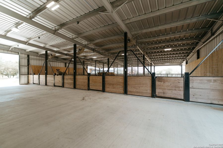 Community amenities in , Victoria (Image 37).