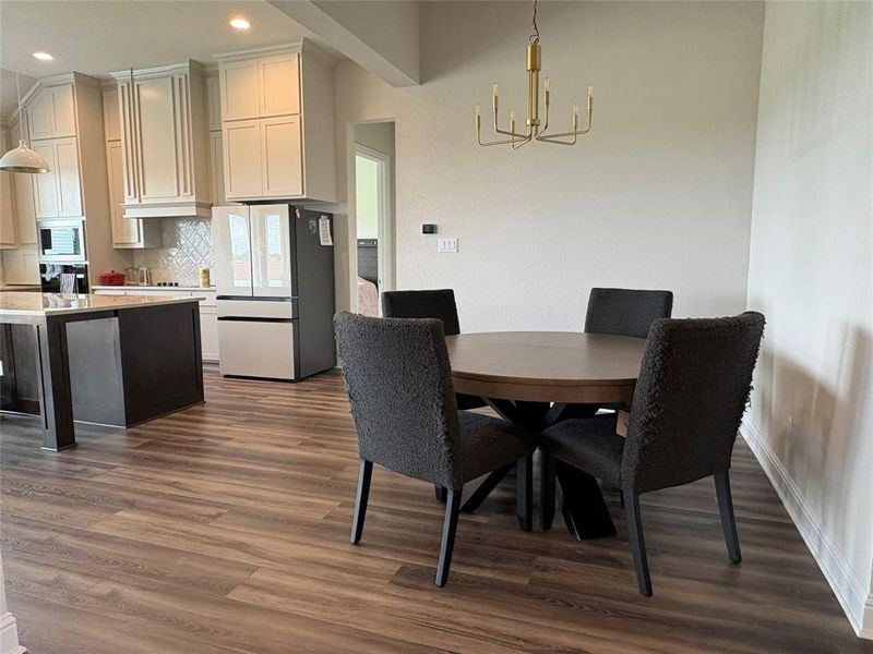 Furnished interior view inside a new home in Chapel Ridge, Waco (Image 11).