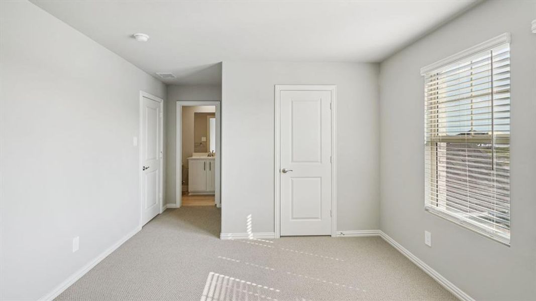 Photo is not of the actual home, but is an inspirational photo of builder’s model home and may depict options, furnishings, and/or decorator features that are not included.