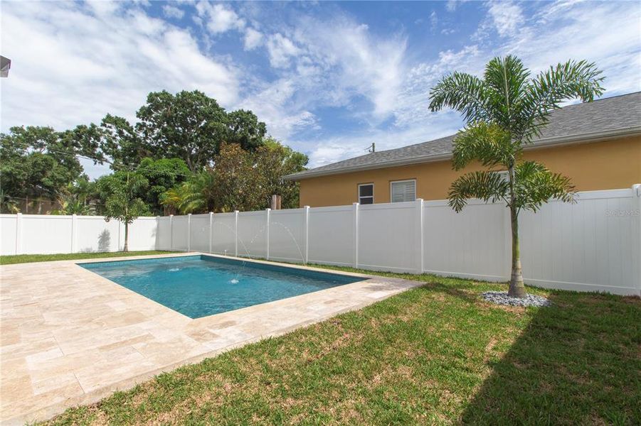 Exterior details and patio area of a home in , Tampa (Image 57).