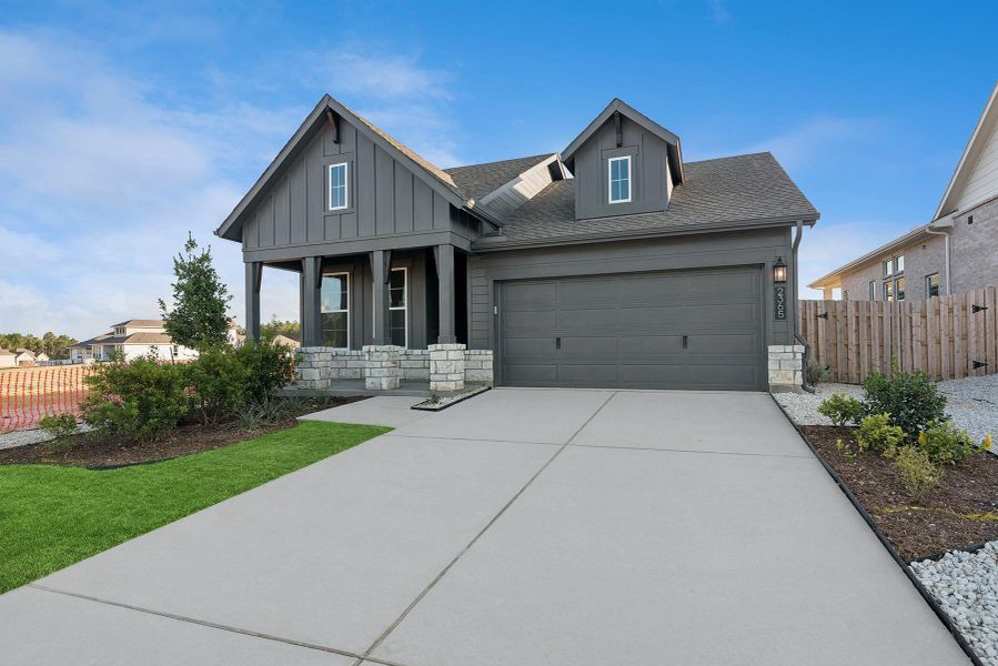 Welcome to The Conroe by David Weekley Homes. Move-In-Ready Now! Welcome to The Conroe by David Weekley Homes. Move-In-Ready Now!