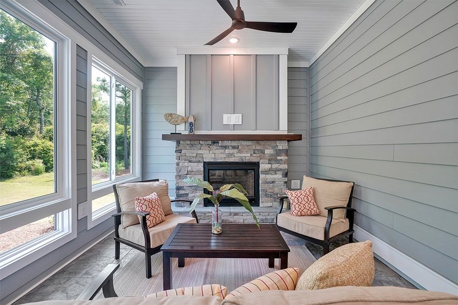 Jonesport, Enclosed Loggia Jonesport, Enclosed Loggia