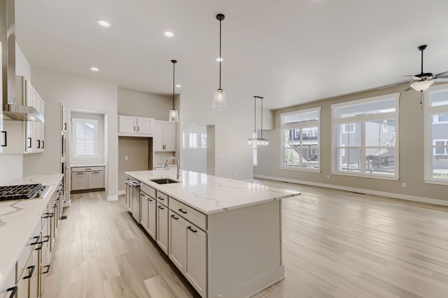 21831 East Tansy - Kitchen
