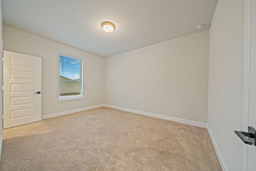 Spacious, unfurnished interior of a new home in , Brookshire (Image 36).