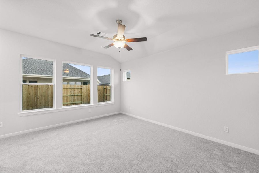 Spacious, unfurnished interior of a new home in The Grand Prairie 50’, Hockley (Image 23).