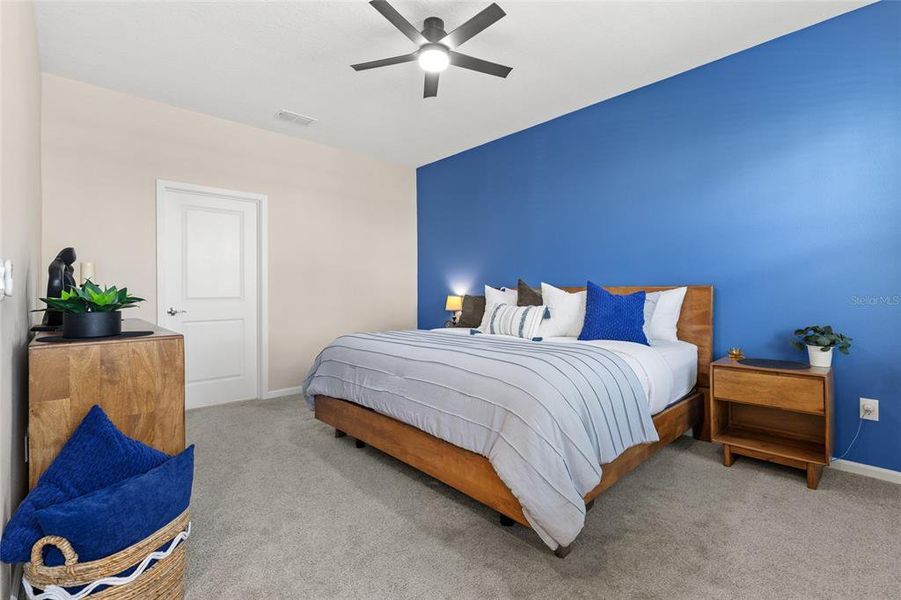 Furnished interior view inside a new home in Hickory Grove, Winter Springs (Image 19).