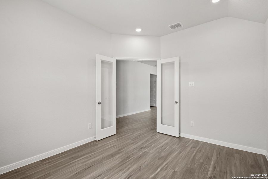 Spacious, unfurnished interior of a new home in Swenson Heights, Seguin (Image 17). Spacious, unfurnished interior of a new home in Swenson Heights, Seguin (Image 17).