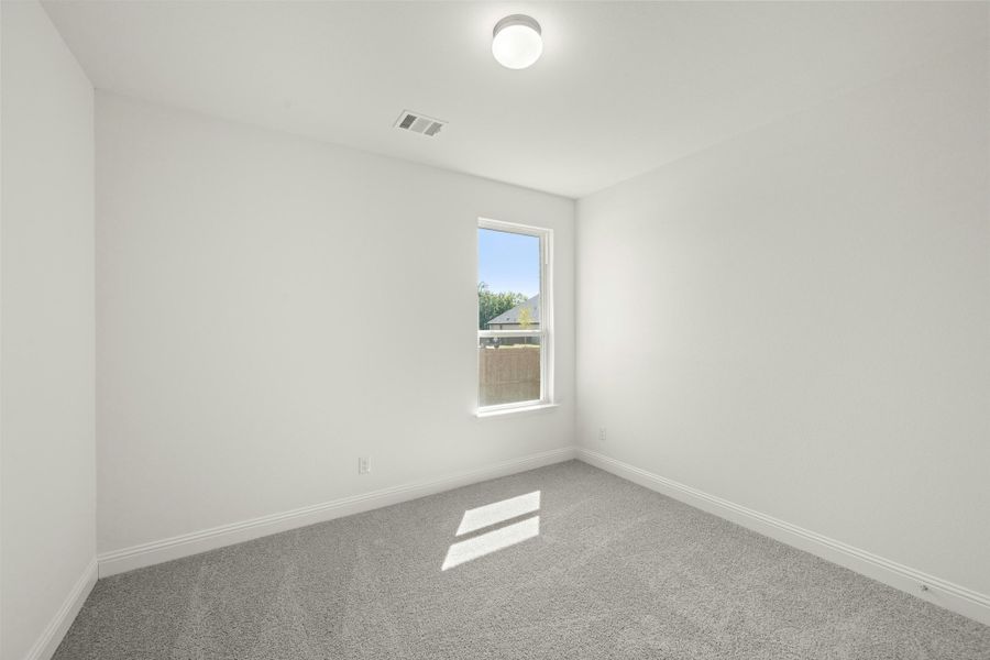 Spacious, unfurnished interior of a new home in Kentsdale Farms, DeSoto (Image 15). Spacious, unfurnished interior of a new home in Kentsdale Farms, DeSoto (Image 15).