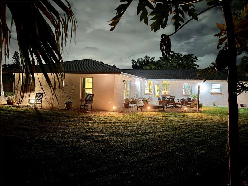 Exterior details and patio area of a home in , Bradenton (Image 21).