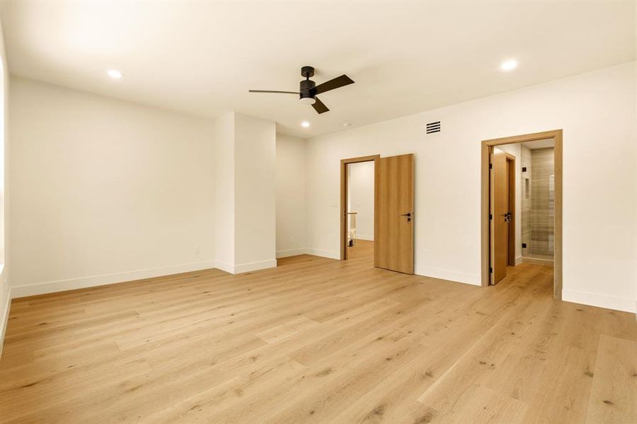 Spacious, unfurnished interior of a new home in , Dallas (Image 18).