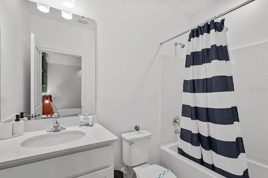 Furnished interior view inside a new home in , Orlando (Image 25). Furnished interior view inside a new home in , Orlando (Image 25).