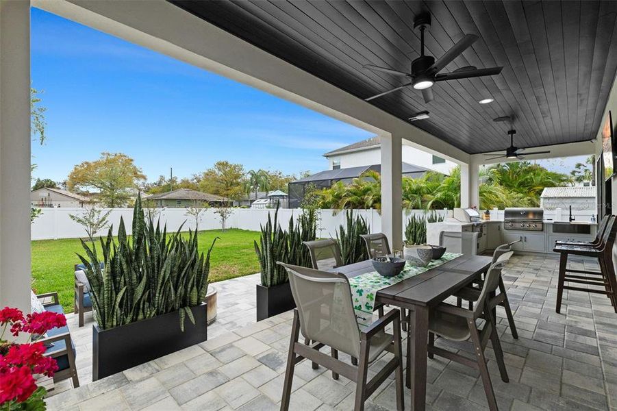 Exterior details and patio area of a home in , Tampa (Image 35).