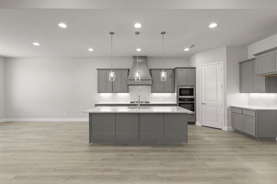 13. 2228 Euclid - Kitchen 13. 2228 Euclid - Kitchen