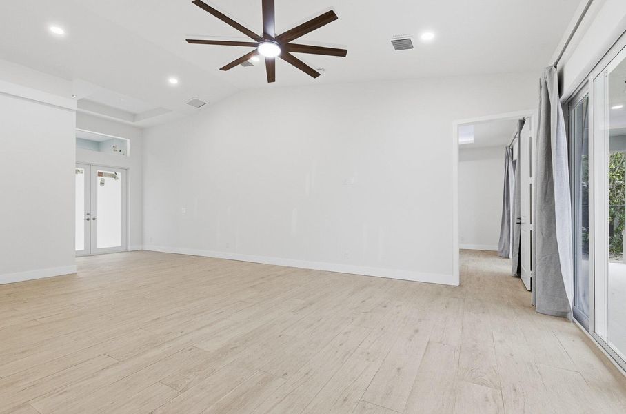 Spacious, unfurnished interior of a new home in , Lake Worth (Image 29). Spacious, unfurnished interior of a new home in , Lake Worth (Image 29).
