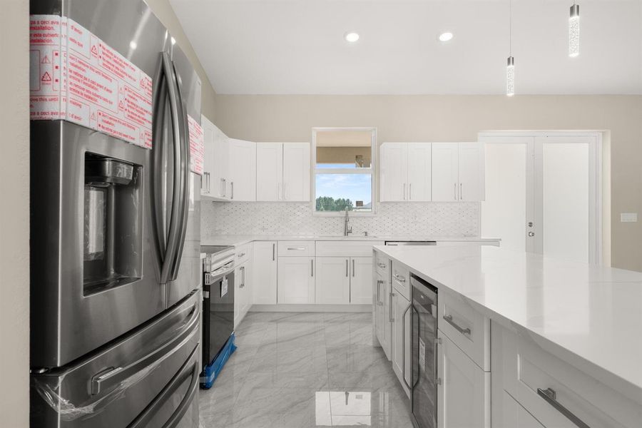 interior - kitchen 4