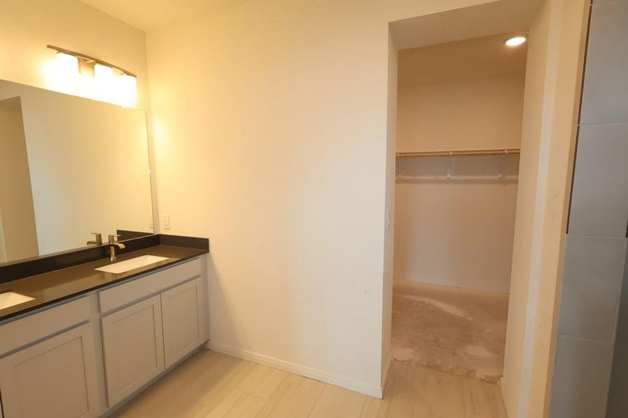 Image 17 of a home in Escondido 50' Homesites. Image 17 of a home in Escondido 50' Homesites.