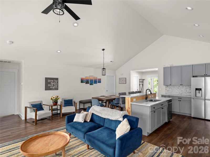 Furnished interior view inside a new home in , Nebo (Image 12).