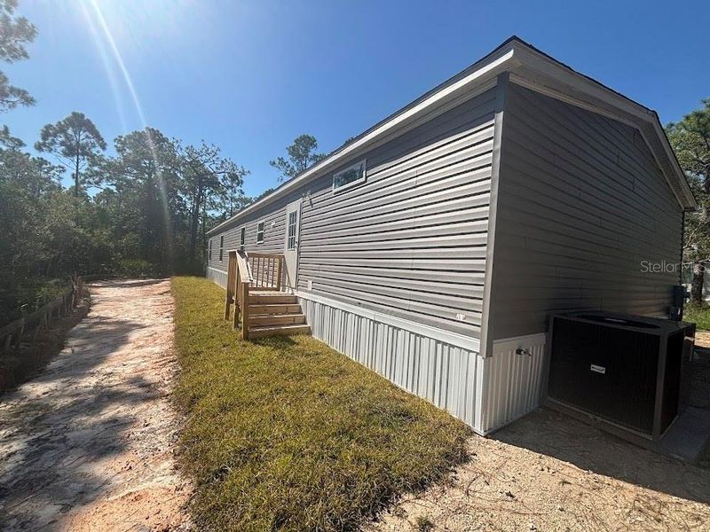 Exterior details and patio area of a home in , Santa Rosa Beach (Image 6).