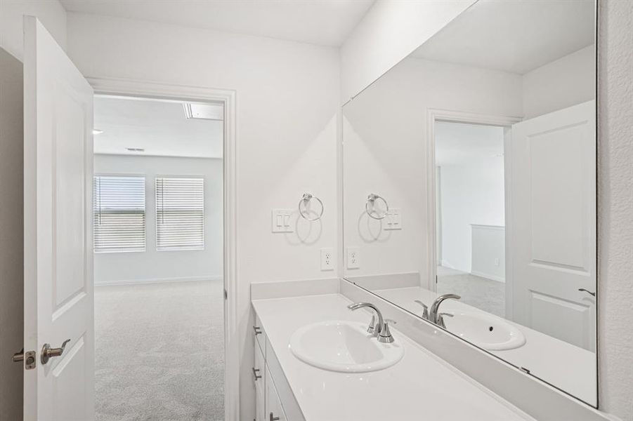 Photo is not of the actual home, but is an inspirational photo of builder’s model home and may depict options, furnishings, and/or decorator features that are not included. Photo is not of the actual home, but is an inspirational photo of builder’s model home and may depict options, furnishings, and/or decorator features that are not included.