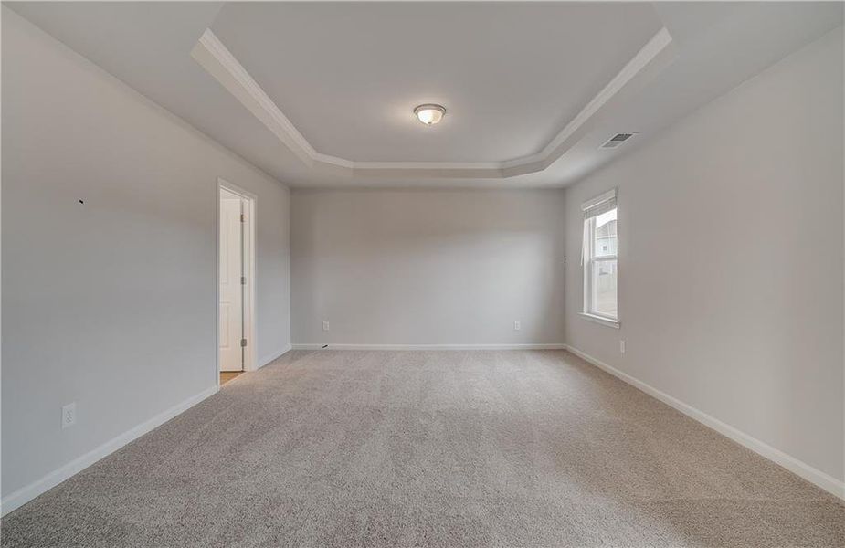 Spacious, unfurnished interior of a new home in Chapel Hill, Newnan (Image 28).