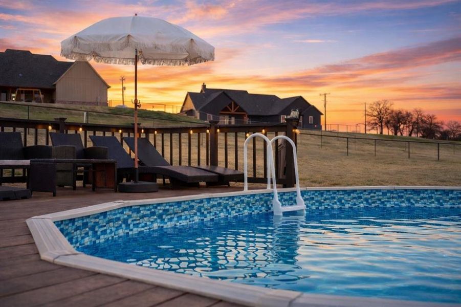 Community amenities in , Springtown (Image 32).