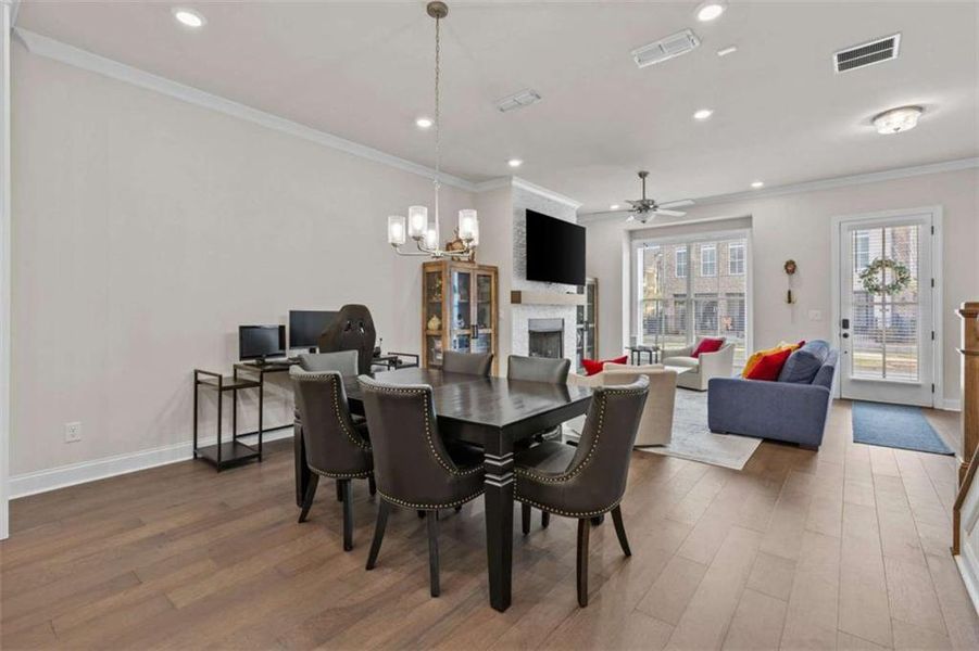 Furnished interior view inside a new home in , Peachtree Corners (Image 12). Furnished interior view inside a new home in , Peachtree Corners (Image 12).