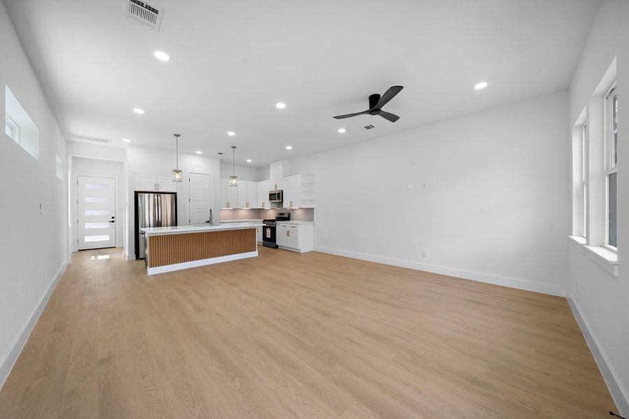 Image 24 of a home in . Image 24 of a home in .