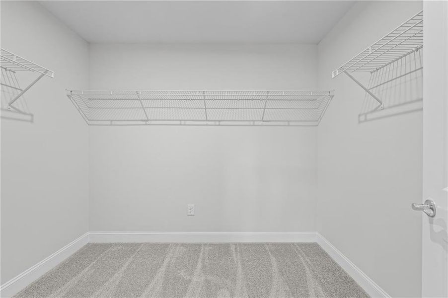 Spacious, unfurnished interior of a new home in Overland, Locust Grove (Image 21).