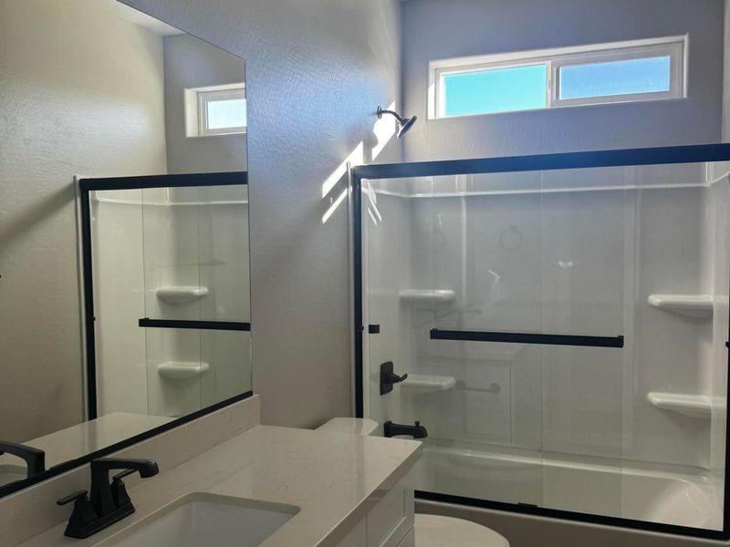 Furnished interior view inside a new home in Morningstar, Prescott Valley (Image 10).