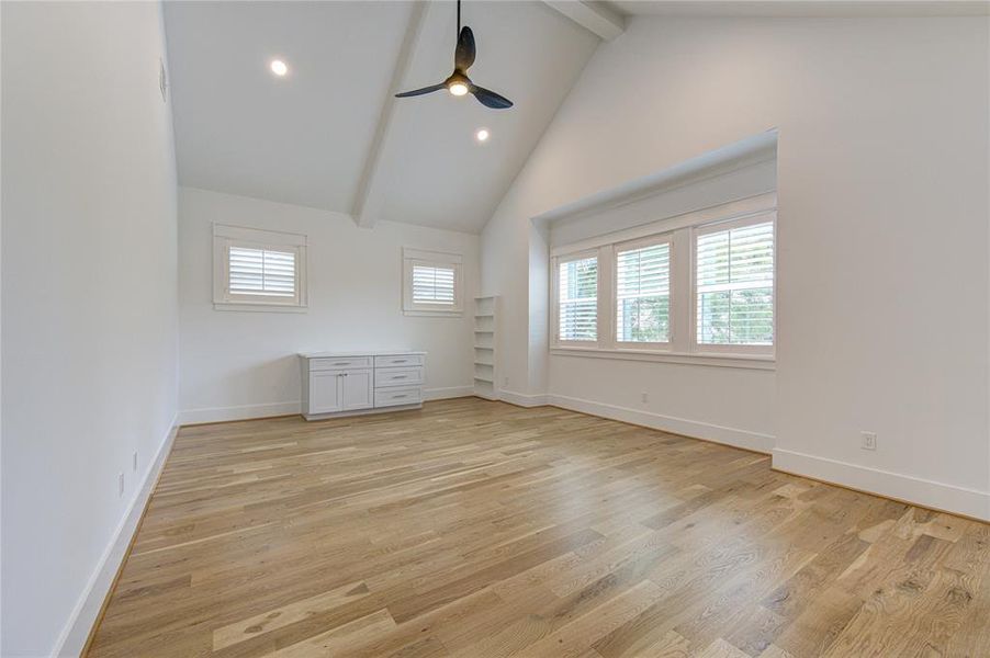 Game room on 2nd floor facing the front and with built-ins