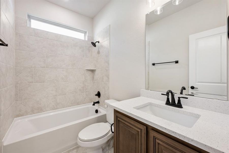 Image 37 of a home in Mockingbird Hills 60-65.