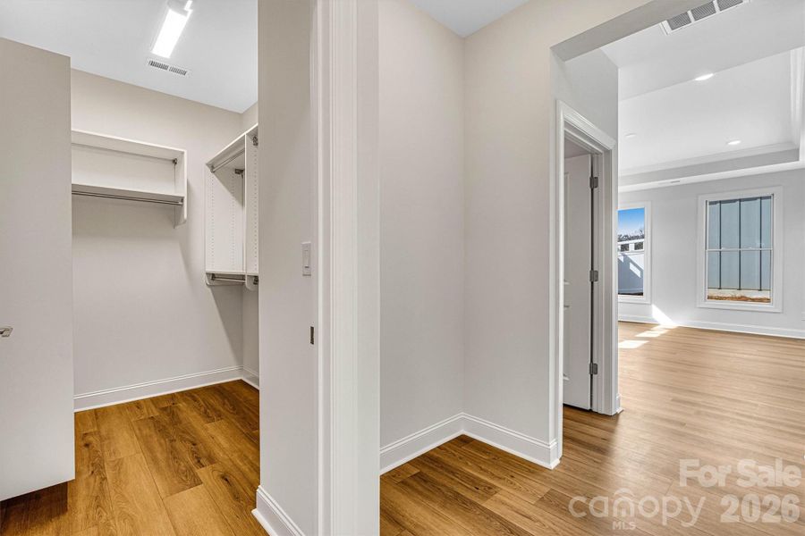 Spacious, unfurnished interior of a new home in The Courtyards at Lake Davidson, Mooresville (Image 34).