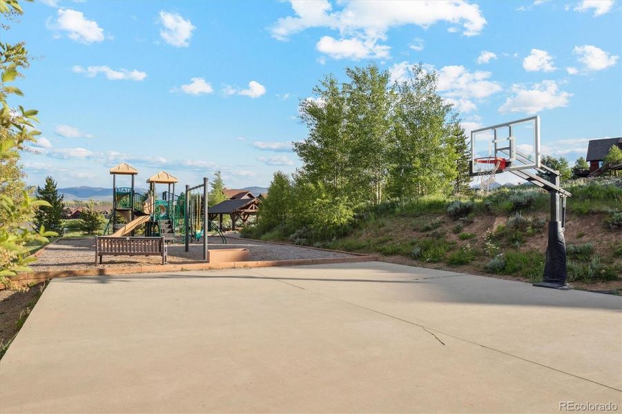 Image 44 of a home in . Image 44 of a home in .