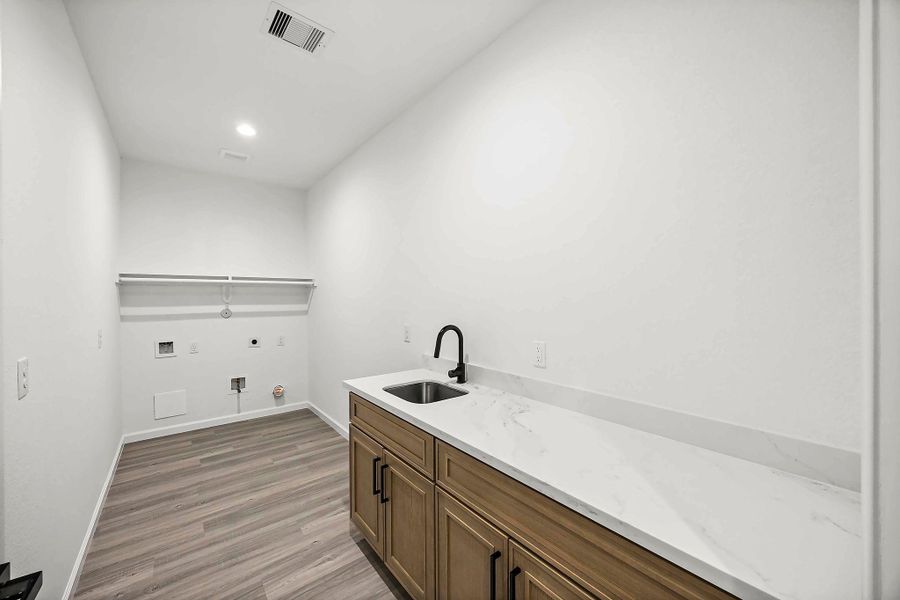 Image 25 of a home in .