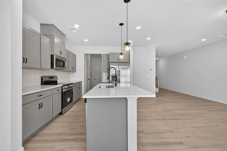 Furnished interior view inside a new home in Franklin Manor, Lawrenceville (Image 6).