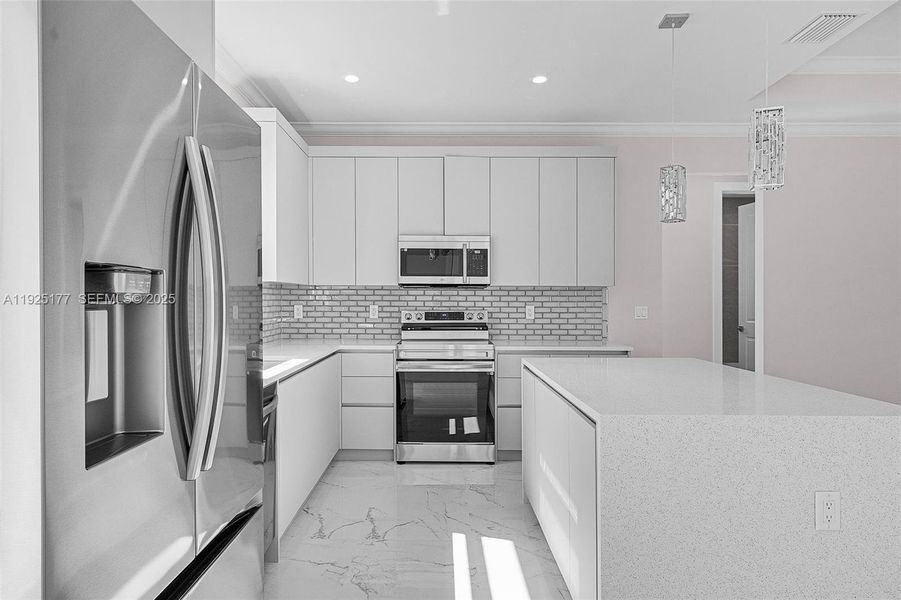 Furnished interior view inside a new home in , Naples (Image 7).