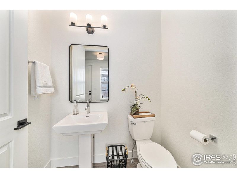 Furnished interior view inside a new home in Eagle Brook Meadows, Loveland (Image 12).