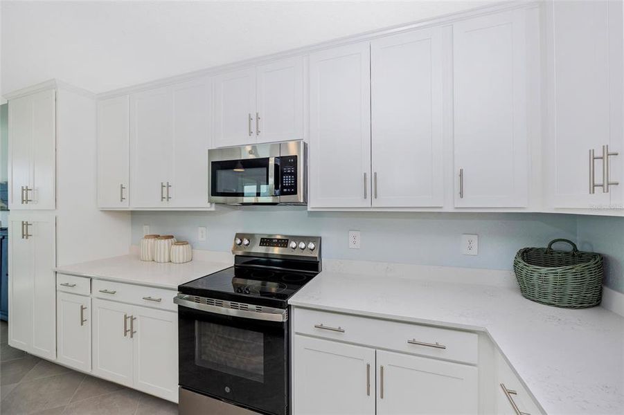 Furnished interior view inside a new home in , Venice (Image 11).