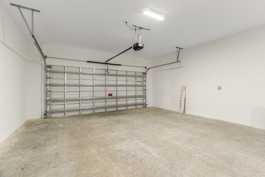 9365-107th-Ave-HigMedia-045-1280