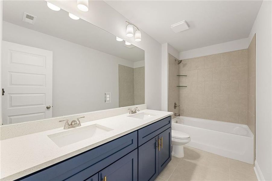 Furnished interior view inside a new home in Hellen Valley, Braselton (Image 15).
