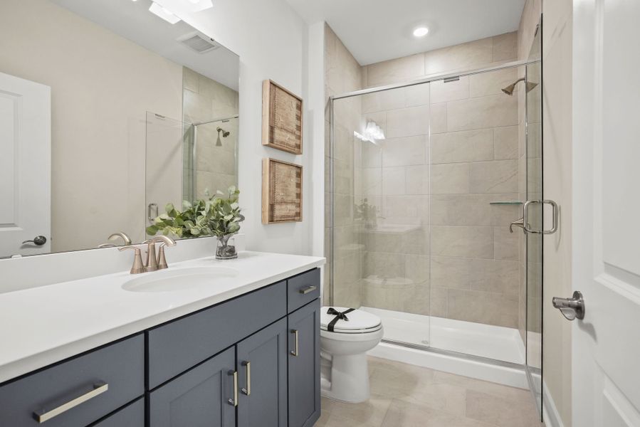 Representative furnished interior of a home built from the Hallmark by Del Webb in Del Webb Carolina Ridge, Midland (Image 9).