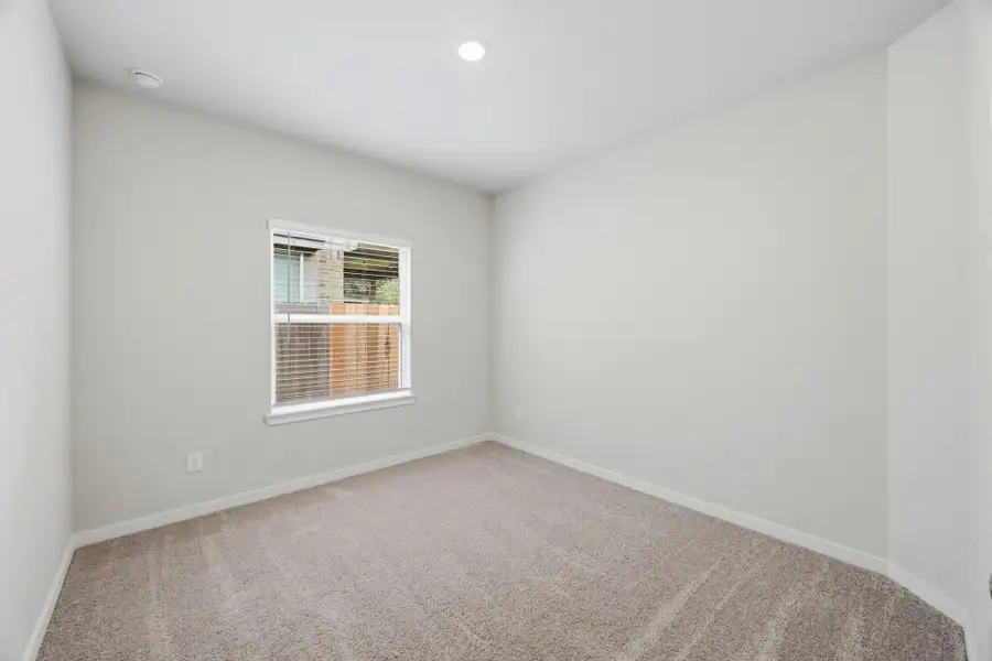 Spacious, unfurnished interior of a new home in Audubon, Magnolia (Image 31).