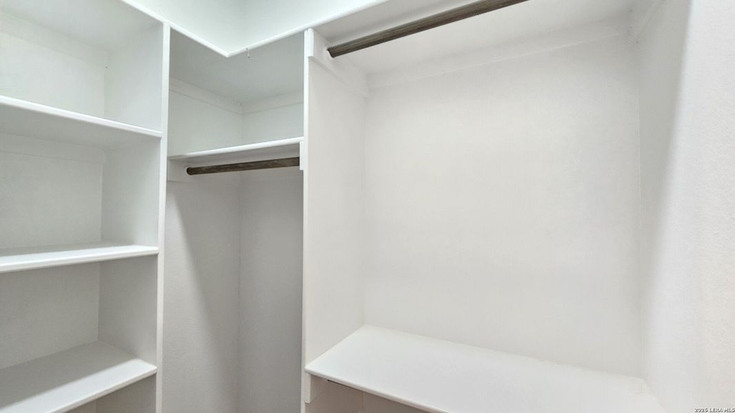 Close-up of interior finishes inside a home in , San Antonio (Image 20). Close-up of interior finishes inside a home in , San Antonio (Image 20).